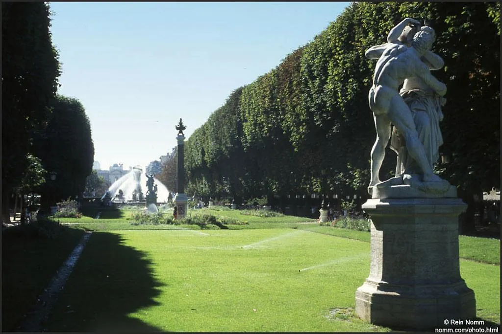 Studio Saint Sulpice París Francia