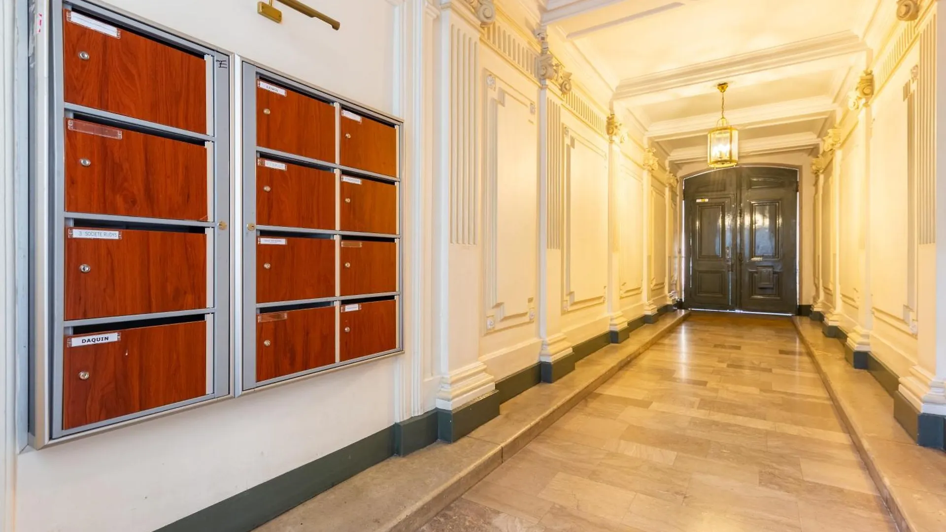 Studio Saint Sulpice París Francia